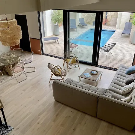 L Hirondelle Et L Instant * Dolus d'Oléron