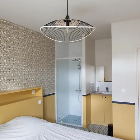 L Hirondelle Et L Instant Dolus d'Oléron