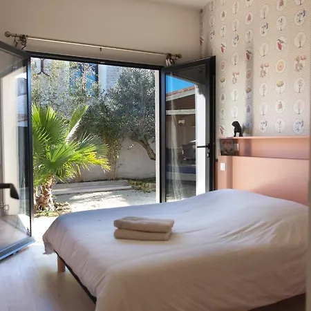 L Hirondelle Et L Instant Semesterbostad