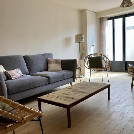 L Hirondelle Et L Instant * Dolus-d'Oleron