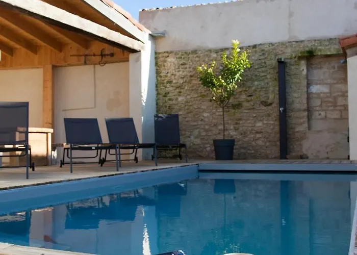 L Hirondelle Et L Instant Сasa de vacaciones *